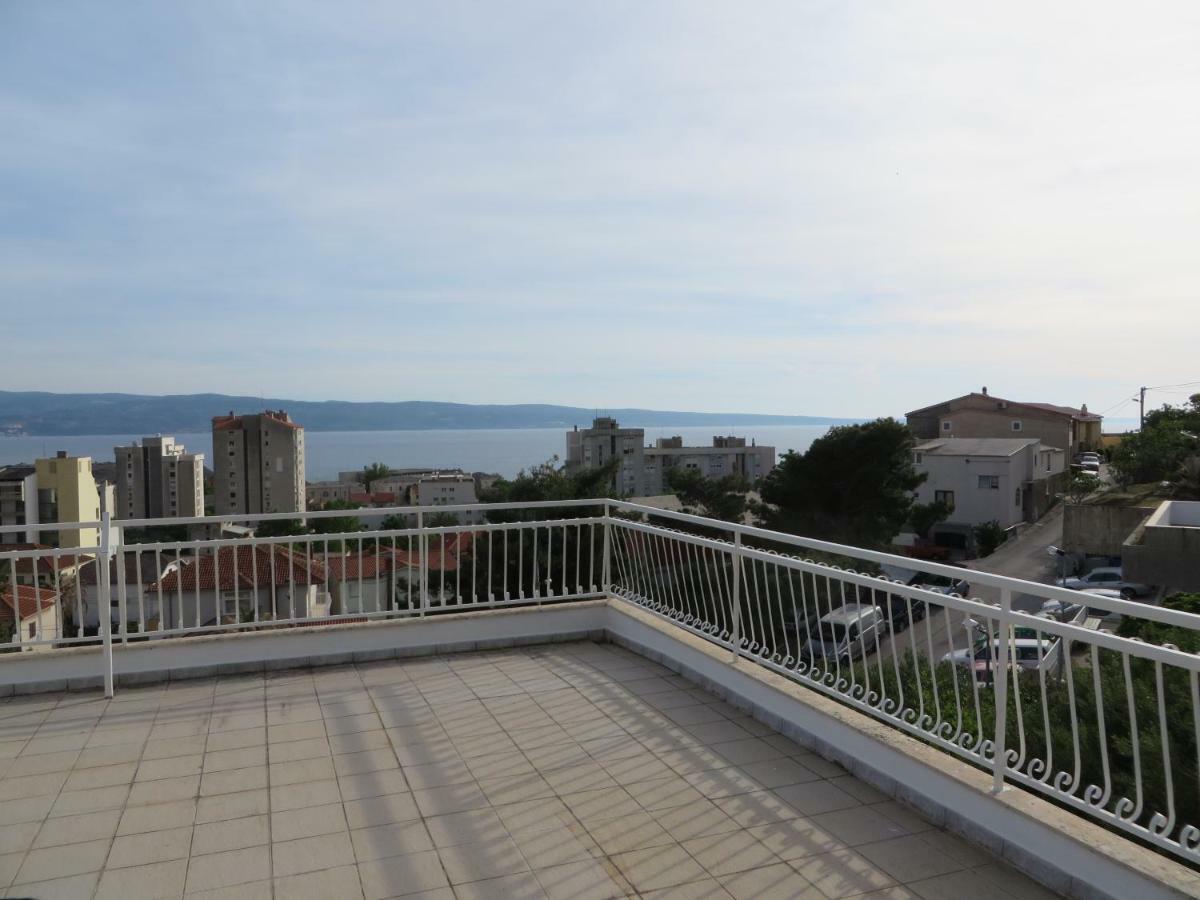 Apartmani Raos Dugi Rat Ngoại thất bức ảnh