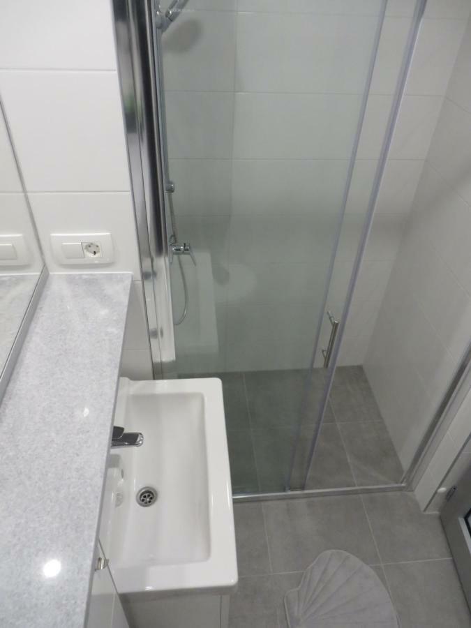 Apartmani Raos Dugi Rat Ngoại thất bức ảnh