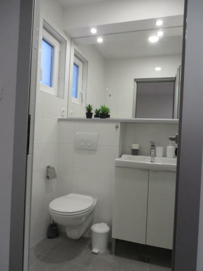 Apartmani Raos Dugi Rat Ngoại thất bức ảnh