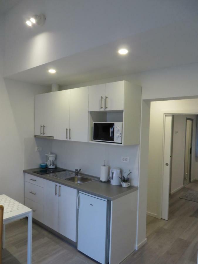 Apartmani Raos Dugi Rat Ngoại thất bức ảnh